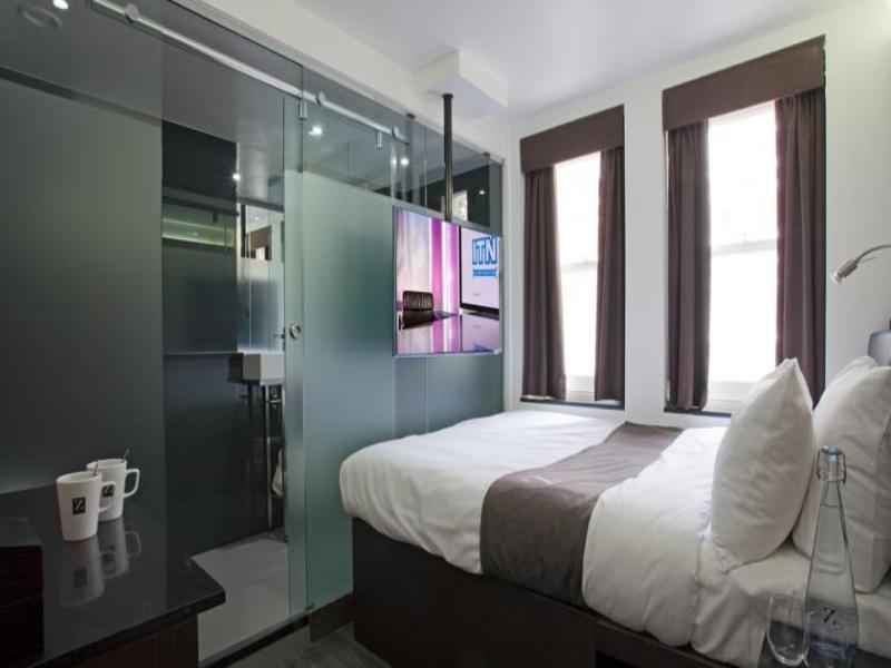 The Z Hotel Soho Лондон Екстериор снимка