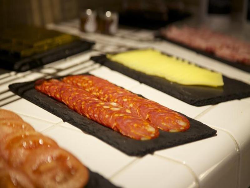 The Z Hotel Soho Лондон Екстериор снимка