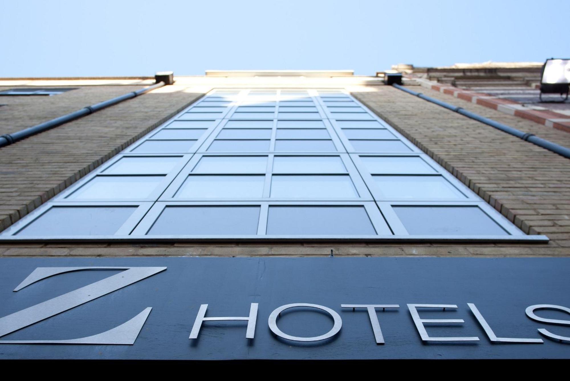 The Z Hotel Soho Лондон Екстериор снимка