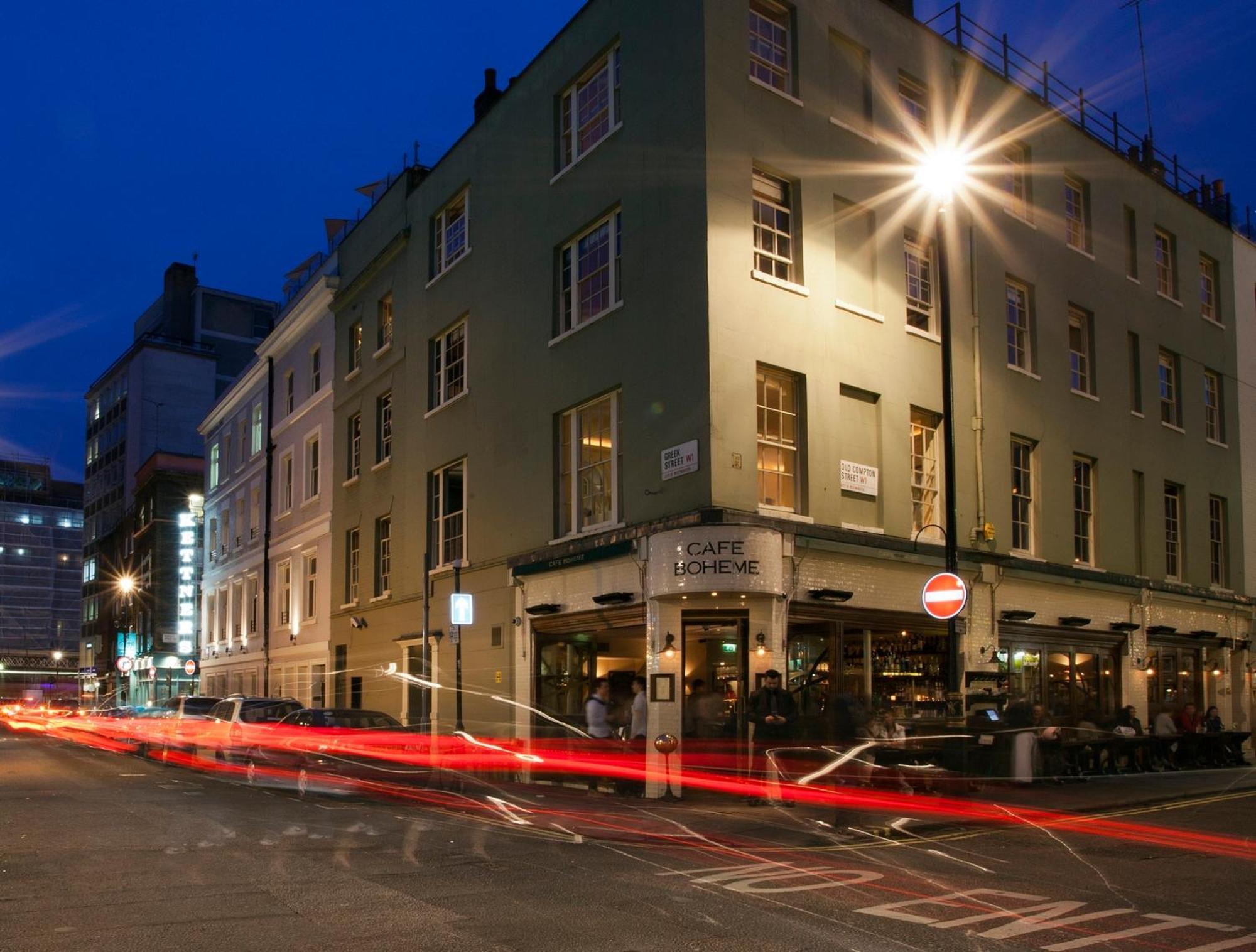 The Z Hotel Soho Лондон Екстериор снимка